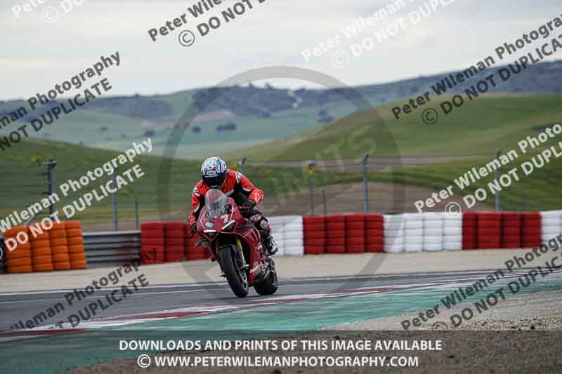 cadwell no limits trackday;cadwell park;cadwell park photographs;cadwell trackday photographs;enduro digital images;event digital images;eventdigitalimages;navarra;no limits trackdays;peter wileman photography;racing digital images;trackday digital images;trackday photos